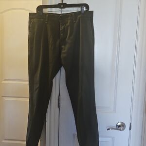 Carhartt Men's Chinos - Olive Green